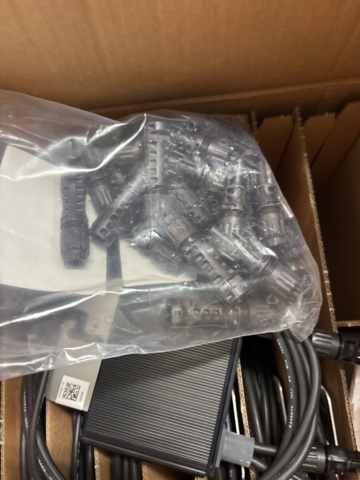 1421005-8 Montagematerial för solceller 12 kartonger - Powerhooks / Power Optimizers