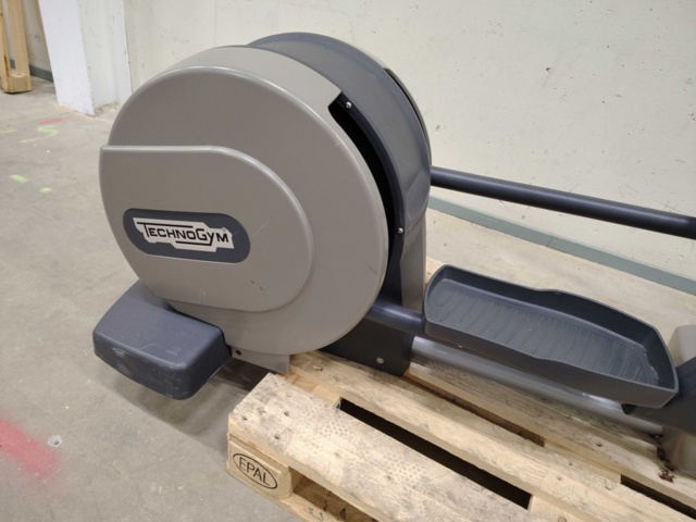 1436607-2 Cross trainer - Technogym Synchro Excite 500 SP