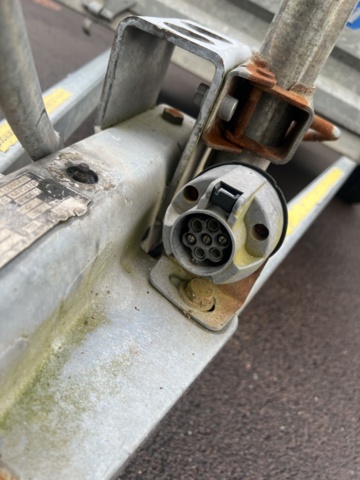 1351341-18 Gallersläp - THULE L0751, -2007