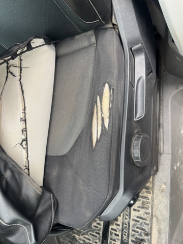 1351333-33 Volkswagen Crafter 35 2.0 TDI Manuell, 177hk, -2017