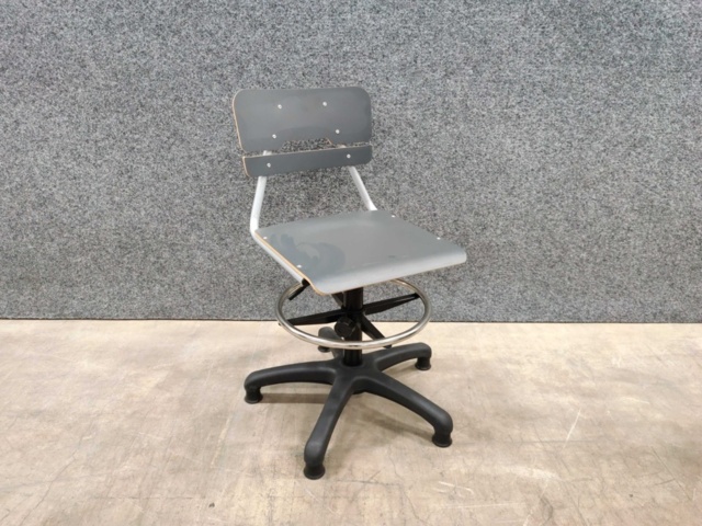 1436657-1 29 st Höj- och sänkbara Elevstolar AJ Produkter Legere