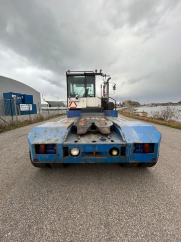 1411378-4 Terminaltraktor Kalmar 618i, årsmodell 2016
