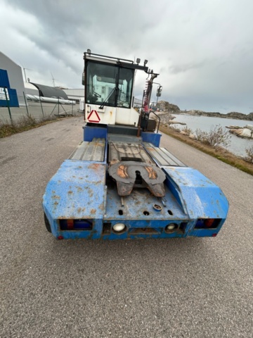 1411378-6 Terminaltraktor Kalmar 618i, årsmodell 2016