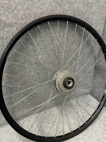 1388362-11 Fälgar, Anandor motor, kätting lås, brandsläckare