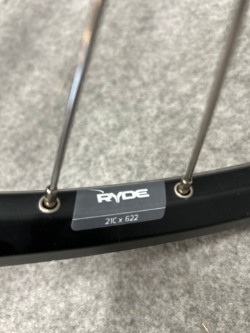 1388362-13 Fälgar, Anandor motor, kätting lås, brandsläckare