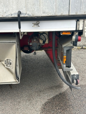 1411379-33 Kyltrailer Ekeri 2001