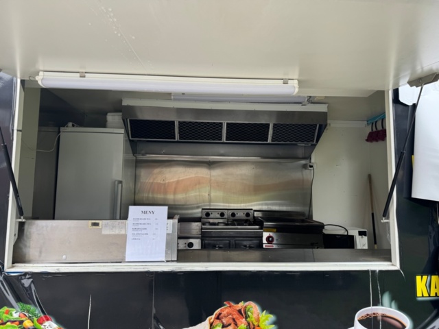 1199698-4 Försäljningsvagn – fullt utrustad!