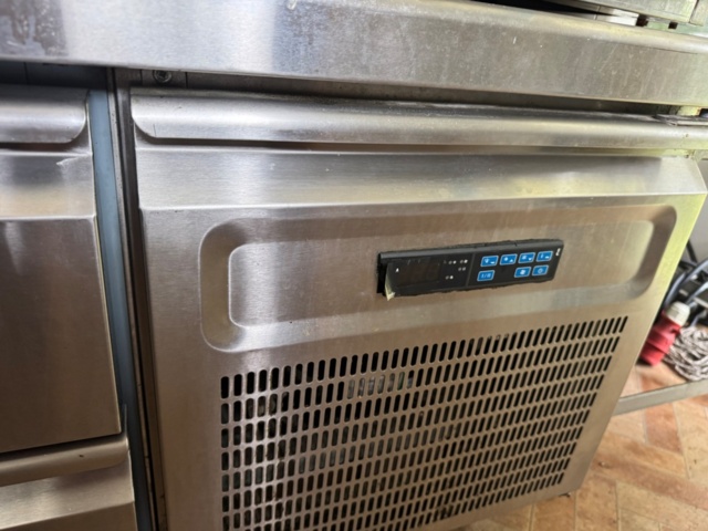 1199698-14 Försäljningsvagn – fullt utrustad!