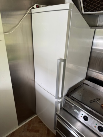 1199698-15 Försäljningsvagn – fullt utrustad!