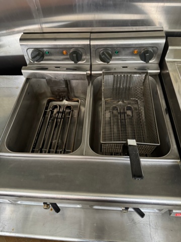 1199698-29 Försäljningsvagn – fullt utrustad!