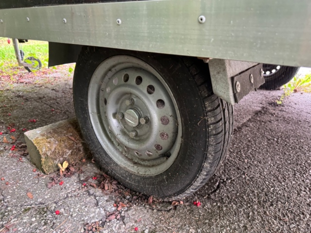 1199698-40 Försäljningsvagn – fullt utrustad!