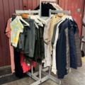 1437019-1 Parti nya kläder från Holebrook och Tretorn, ca 70 plagg