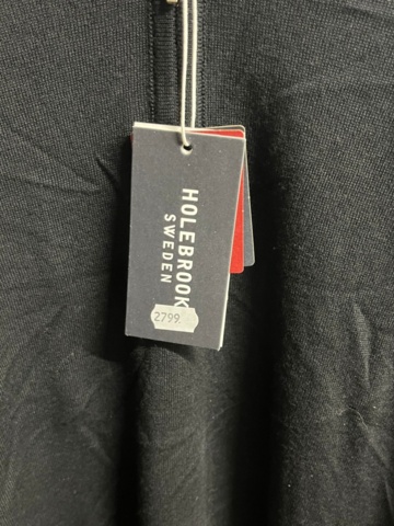 1437019-12 Parti nya kläder från Holebrook och Tretorn, ca 70 plagg