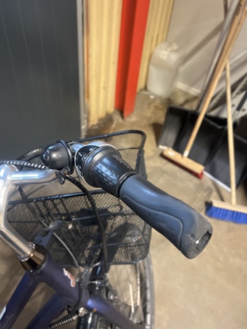 1420227-13 Elcyklar 2 st - Raleigh (Reparationsobjekt)