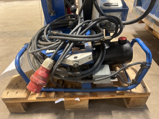 1420231-16 Stumsvetsmaskin - Tecnodue PT 630