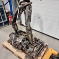 1421575-4 Staty av robot ca 204x95x80 cm