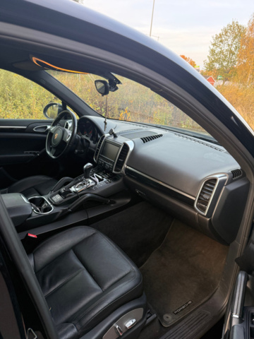 1199699-7 Porsche Cayenne Diesel TipTronic S, 245hk, 2012