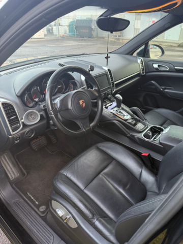 1199699-15 Porsche Cayenne Diesel TipTronic S, 245hk, 2012