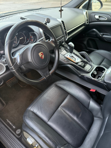 1199699-18 Porsche Cayenne Diesel TipTronic S, 245hk, 2012