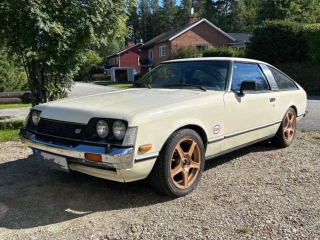 1378036-2 Veteranbilar 3st Toyota Celica (RA28, TA22, RA40) inkl. stor mängd reservdelar och tillbehör