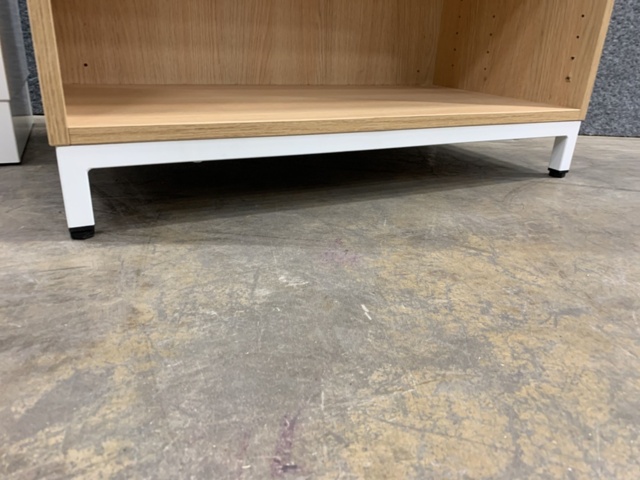 1436721-4 Kontorsmöbler