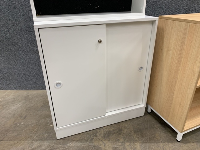 1436721-9 Kontorsmöbler