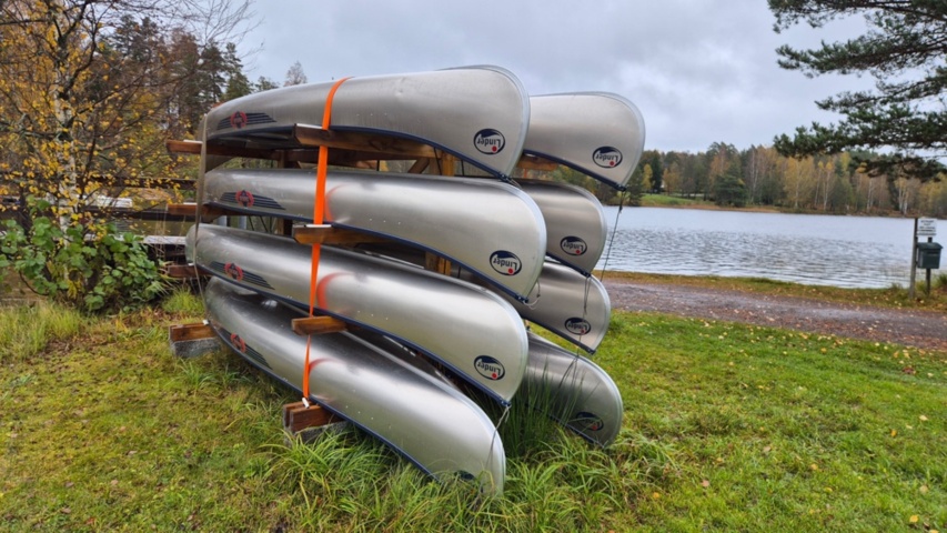 1437660-5 Linder kanoter 8 st med utrustning för uthyrningsverksamhet