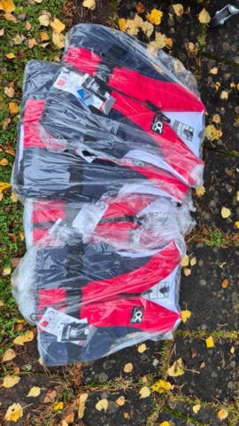 1437660-28 Linder kanoter 8 st med utrustning för uthyrningsverksamhet