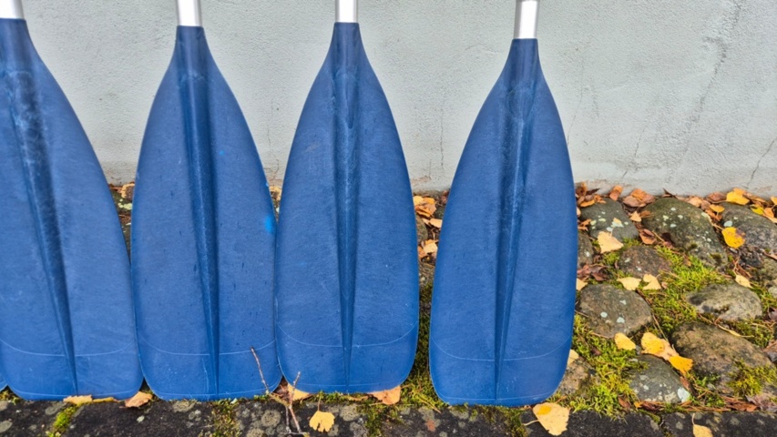 1437660-32 Linder kanoter 8 st med utrustning för uthyrningsverksamhet