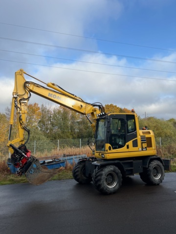 1338325-2 Hjulgrävare med tiltrotator - Komatsu PW148-10 -2015