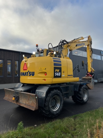 1338325-5 Hjulgrävare med tiltrotator - Komatsu PW148-10 -2015