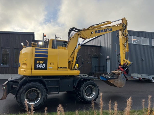 1338325-6 Hjulgrävare med tiltrotator - Komatsu PW148-10 -2015
