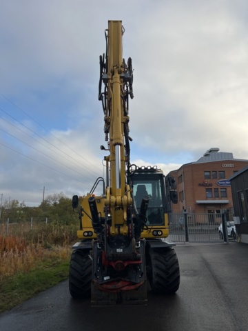 1338325-8 Hjulgrävare med tiltrotator - Komatsu PW148-10 -2015