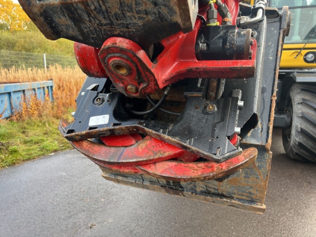 1338325-12 Hjulgrävare med tiltrotator - Komatsu PW148-10 -2015