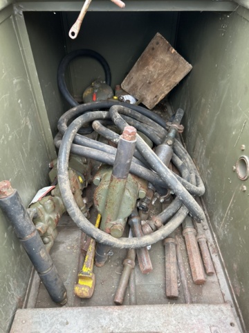 1267795-10 Militär kompressorvagn – Kraftuttagsdrivet