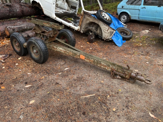 1267794-93 Bärgningslastbil och bogserkärra – Volvo L316442