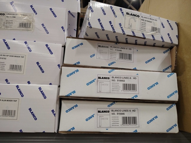 1437686-2 Parti 139 st – BLANCO, blandare och diskmedelspumpar i flera modeller och färger