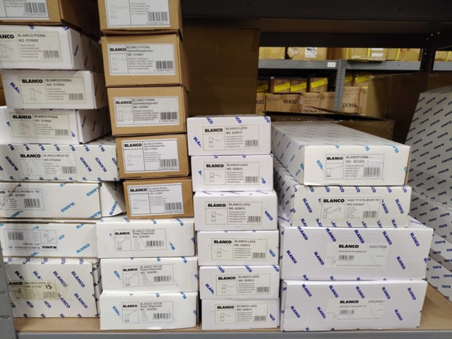 1437686-7 Parti 139 st – BLANCO, blandare och diskmedelspumpar i flera modeller och färger