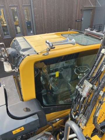 1338325-37 Hjulgrävare med tiltrotator - Komatsu PW148-10 -2015