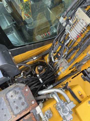 1338325-40 Hjulgrävare med tiltrotator - Komatsu PW148-10 -2015