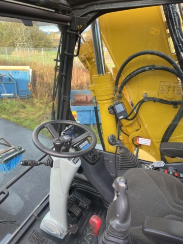 1338325-50 Hjulgrävare med tiltrotator - Komatsu PW148-10 -2015