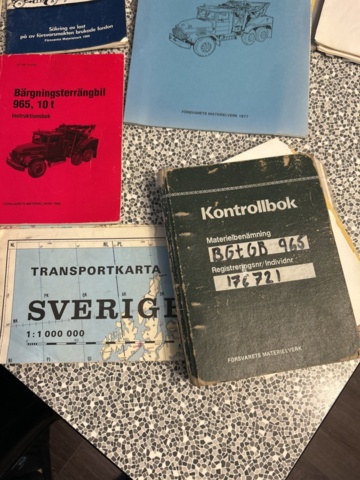 1267794-99 Bärgningslastbil och bogserkärra – Volvo L316442