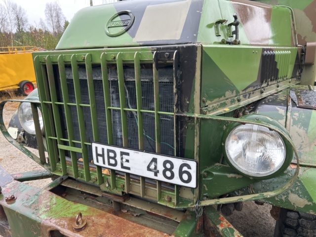 1267794-18 Bärgningslastbil och bogserkärra – Volvo L316442