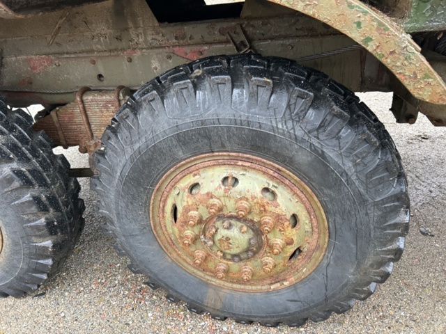 1267794-29 Bärgningslastbil och bogserkärra – Volvo L316442