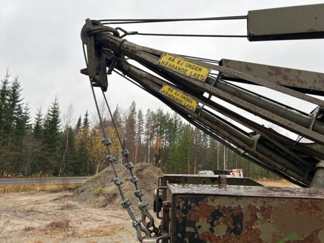 1267794-34 Bärgningslastbil och bogserkärra – Volvo L316442