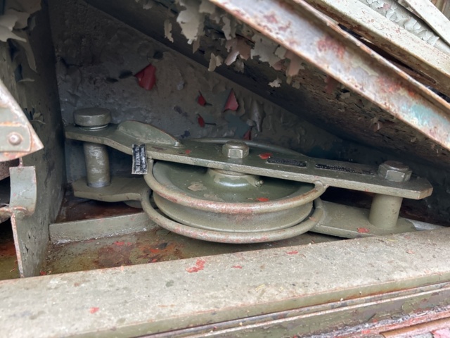 1267794-46 Bärgningslastbil och bogserkärra – Volvo L316442