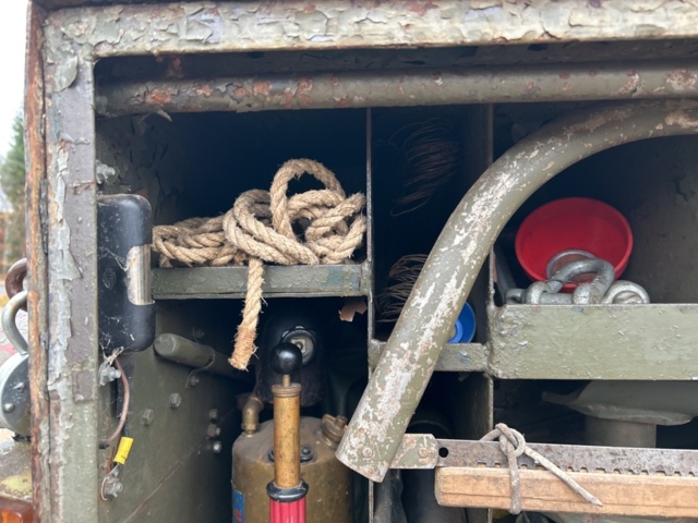 1267794-51 Bärgningslastbil och bogserkärra – Volvo L316442