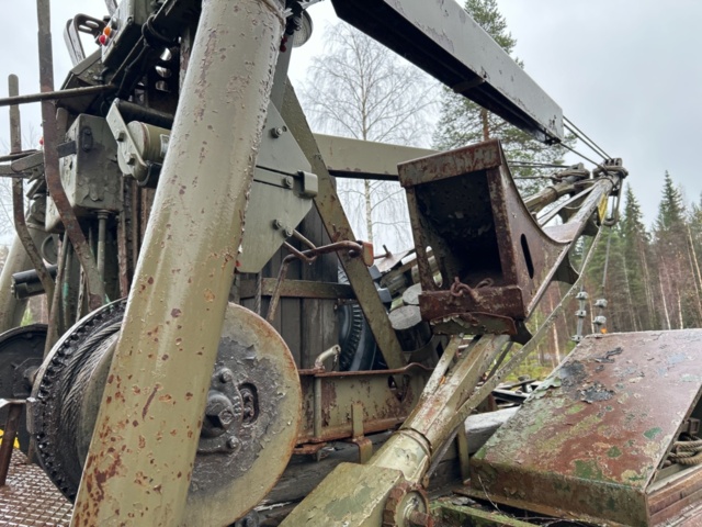 1267794-60 Bärgningslastbil och bogserkärra – Volvo L316442