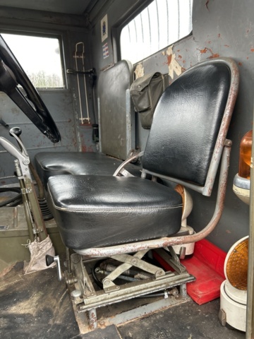 1267794-69 Bärgningslastbil och bogserkärra – Volvo L316442