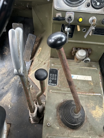 1267794-77 Bärgningslastbil och bogserkärra – Volvo L316442